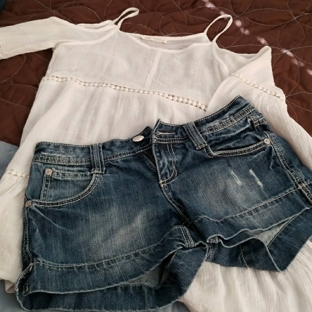 Blouse - Picture 5 of 6